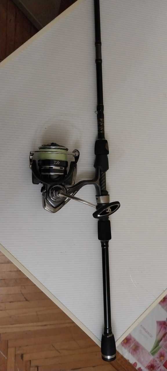 Zestaw spinningowy Westin w3 t&c 213/5-15 gr+ Daiwa exceler 3000C