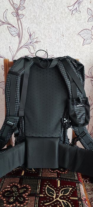 Рюкзак туристичний Naturehike 60 + 5 л Dyneema чорний