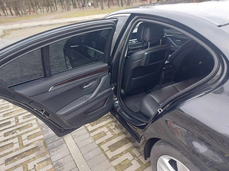 Продам терміново БМВ Ф10 2013р.