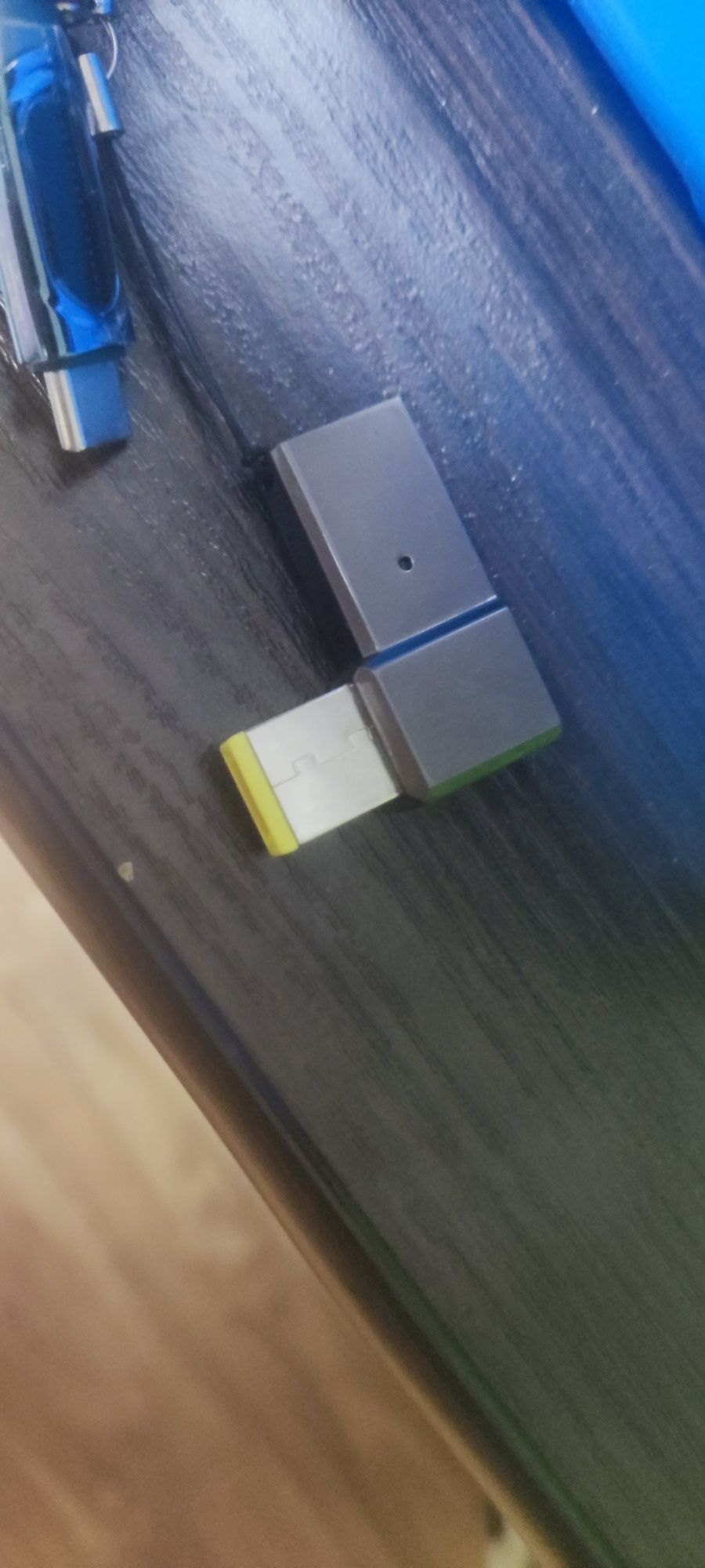 Ноутбук Lenovo v330-14arr