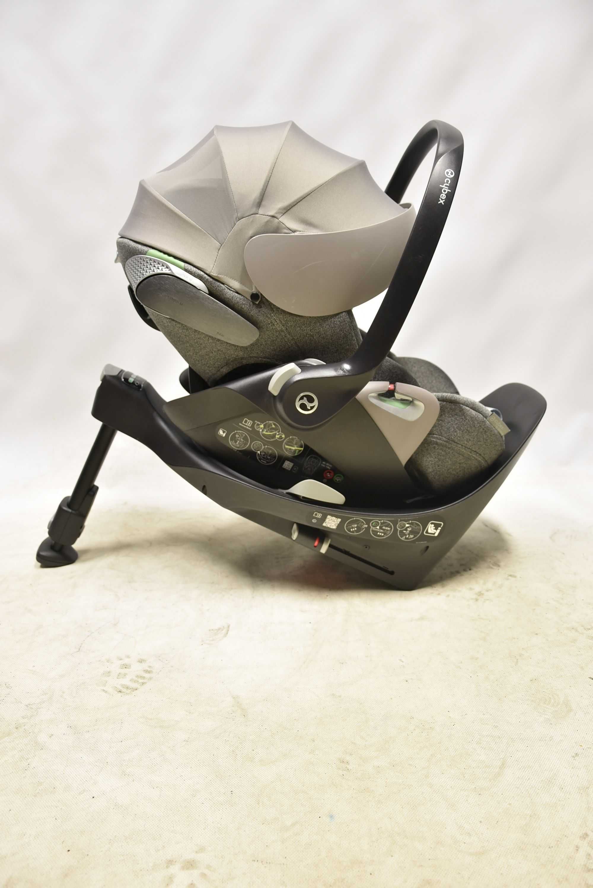 Cybex Cloud T Plus i-Size 0-13kg z bazą T NIEMALŻE JAK NOWY Rozkładany