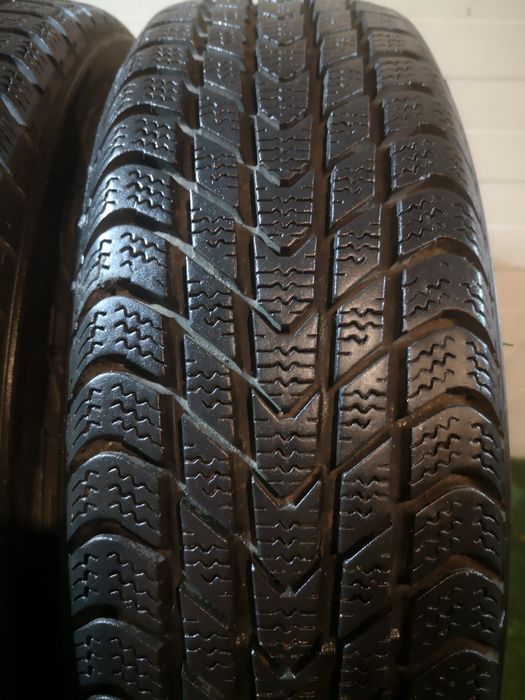 Opony zimowe Kumho Kw 155 70r13