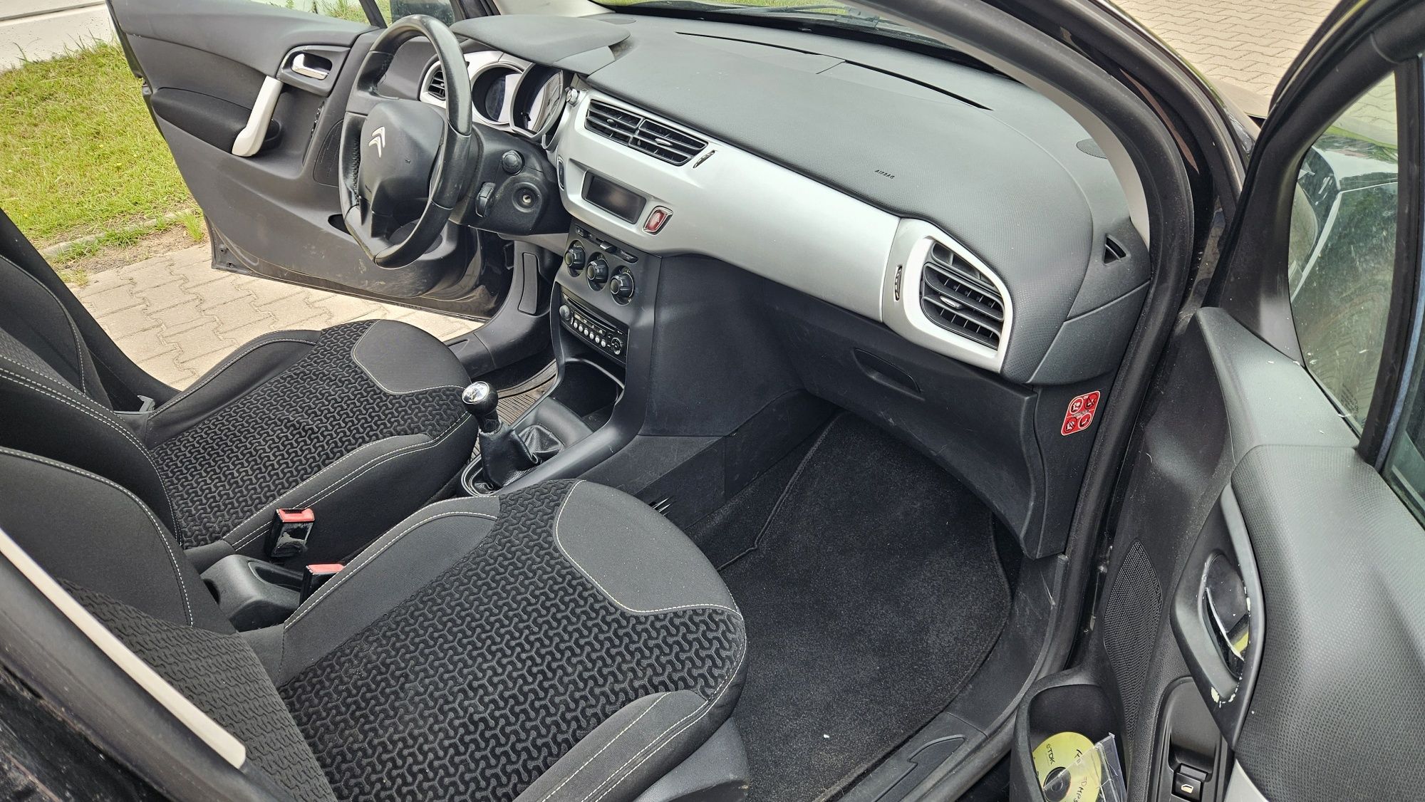10r 189tys.km CITROEN C3 1,4 75KM klima sprawna opłacony
