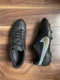 Nike Tiempo Legend 9  42p.