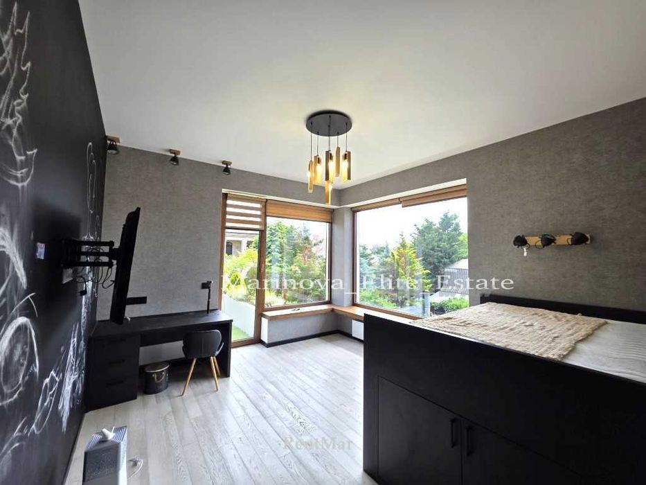 Новый стильный дом с бассейном ул Костанди Видео в ссылке