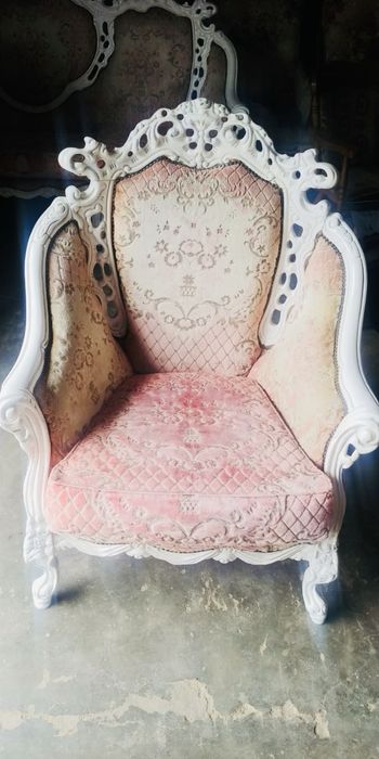 Barokowa sofa i fotele retro meble