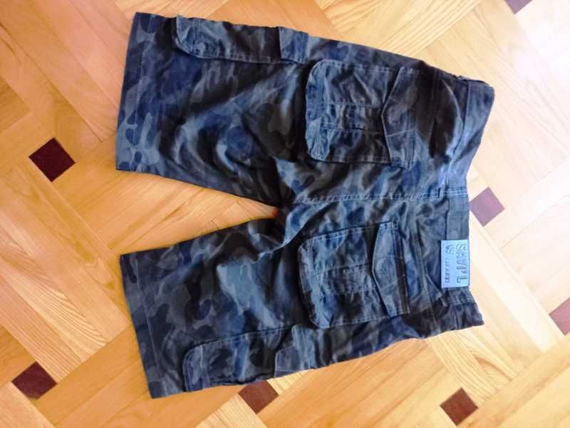 Męskie spodenki krótkie moro , capri rozmiar L z metki 35
