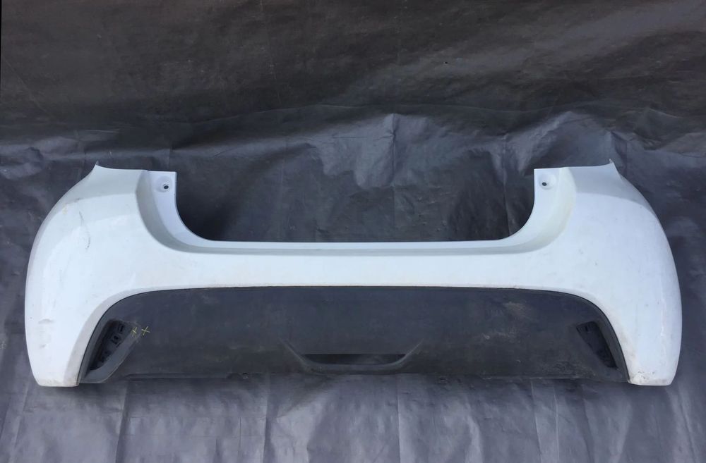 TOYOTA YARIS 4 IV 2020- ZDERZAK TYLNY TYL