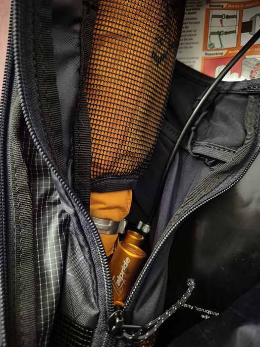 Nowy plecak lawinowy Black Diamond JetForce Tour UL 26l