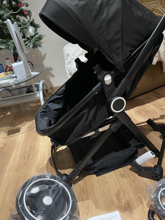 Прогулянкова коляска трансформер