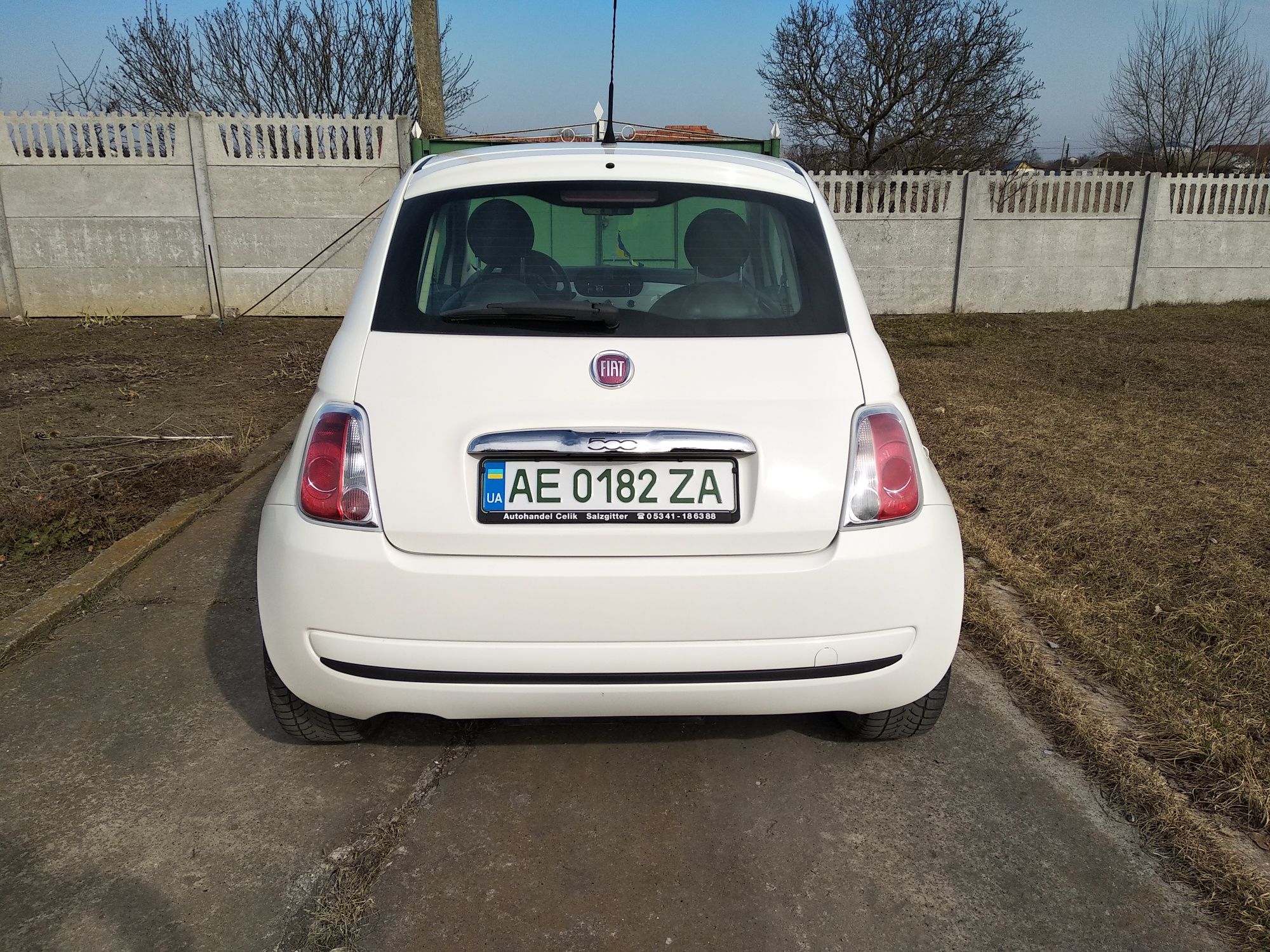 FIAT 500 Electric,  запас ходу до 150км