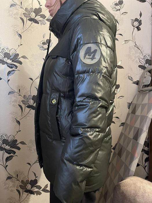 Продам пуховик в гарному стані