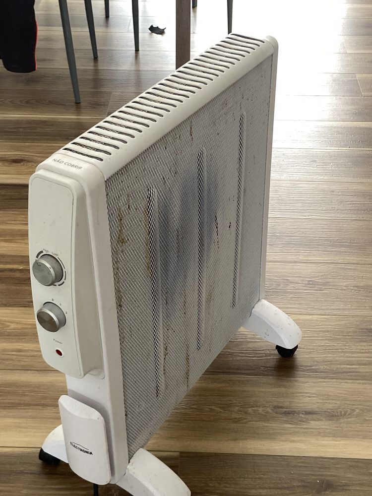 Aquecedor de Mica Electronia HY200B – 2000W