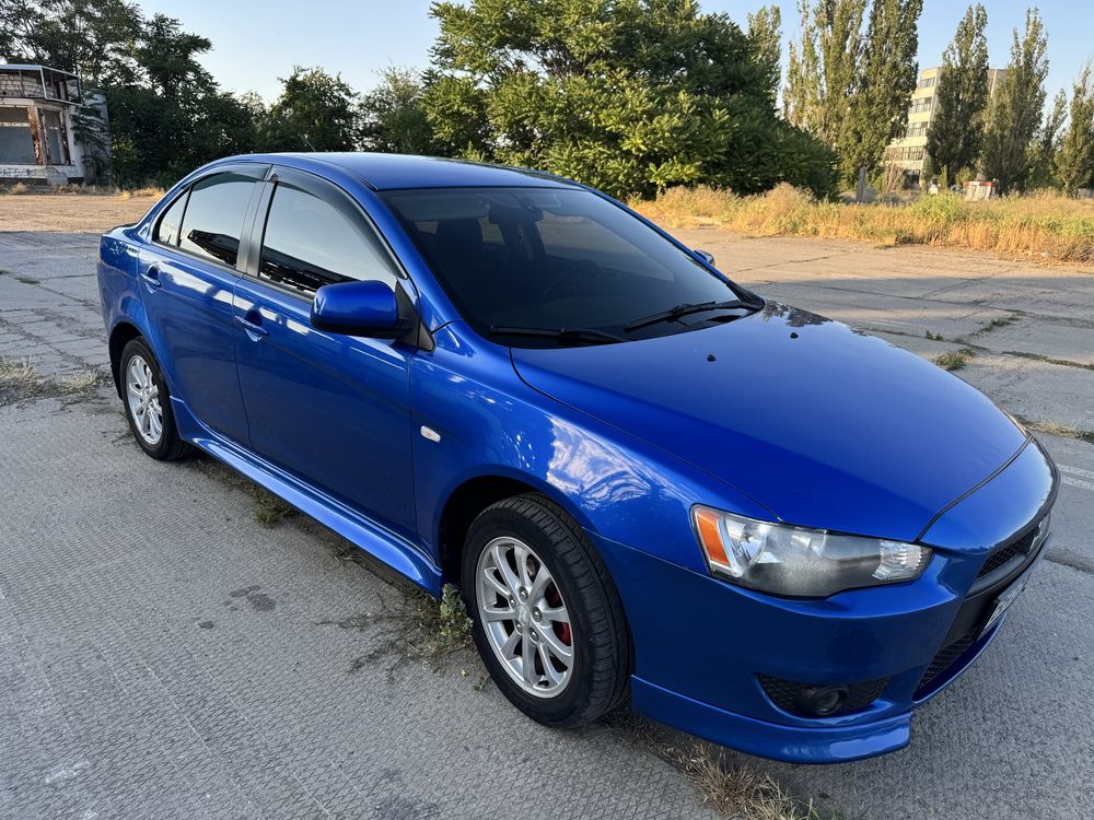 Продам Mitsubishi Lancer X