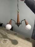 Candeeiro de teto e 2 de mesinhas