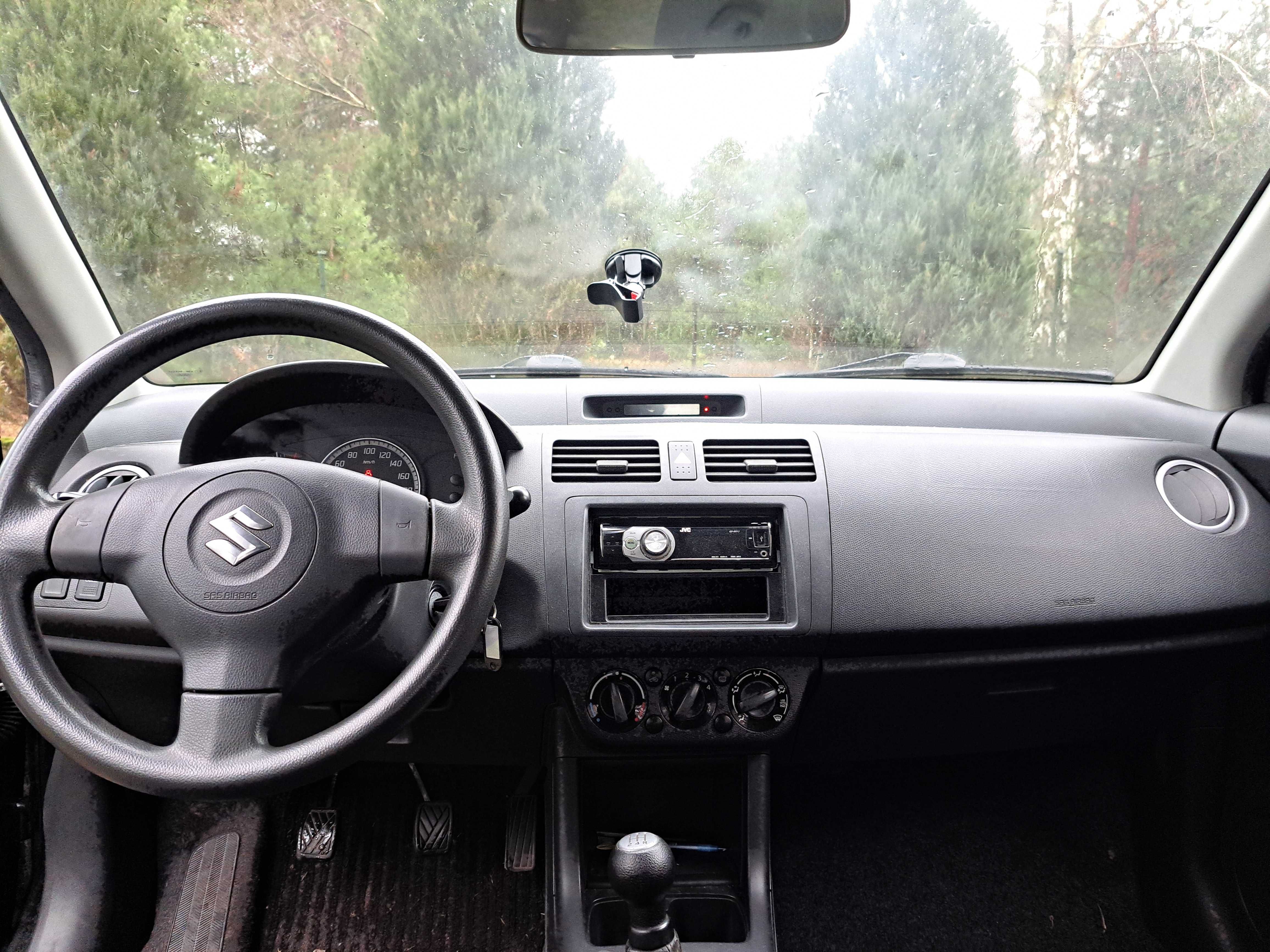 Suzuki Swift 1.3