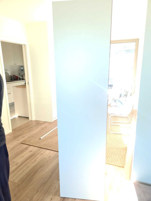 Guarda roupa semi novo 2 portas de corrrer