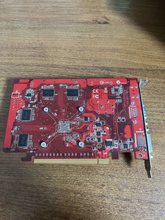 ASUS Radeon HD 6670 1GB DDR3