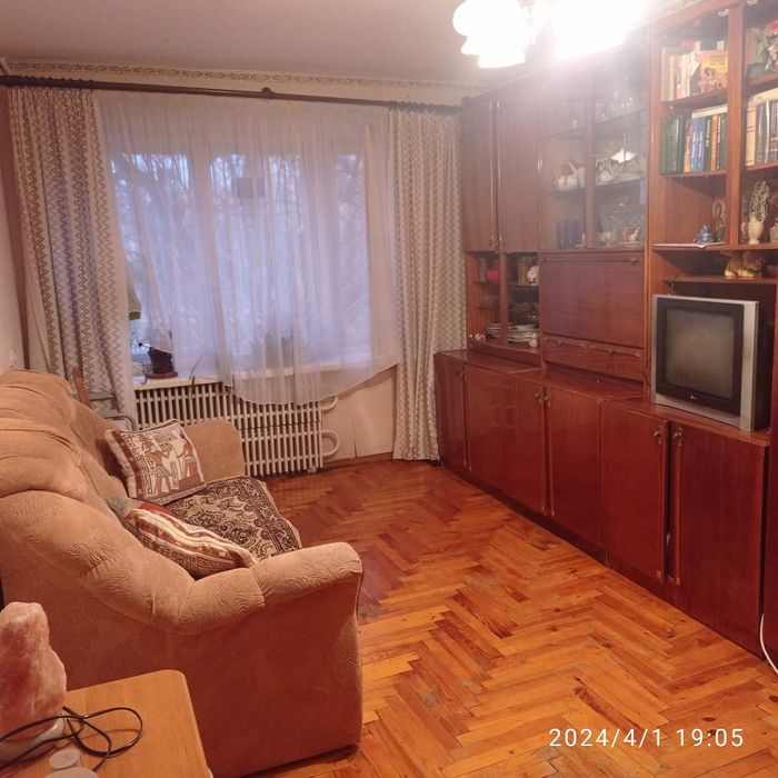 Сдам комнату в общежитии р-н Запорожье 1, Привокзальная 7 1500гр.