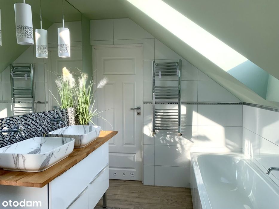 Dwa domy na dużej działce w Kaczycach