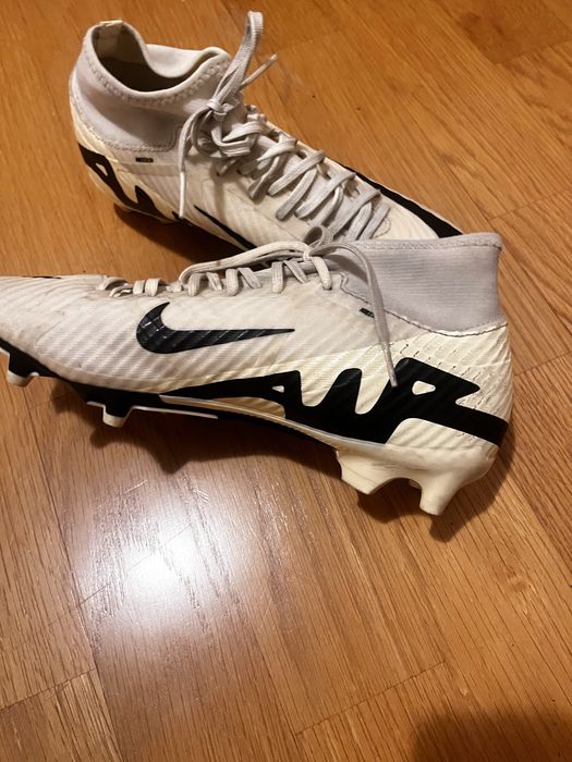 Chuteira nike mercurial academy tamanho 40