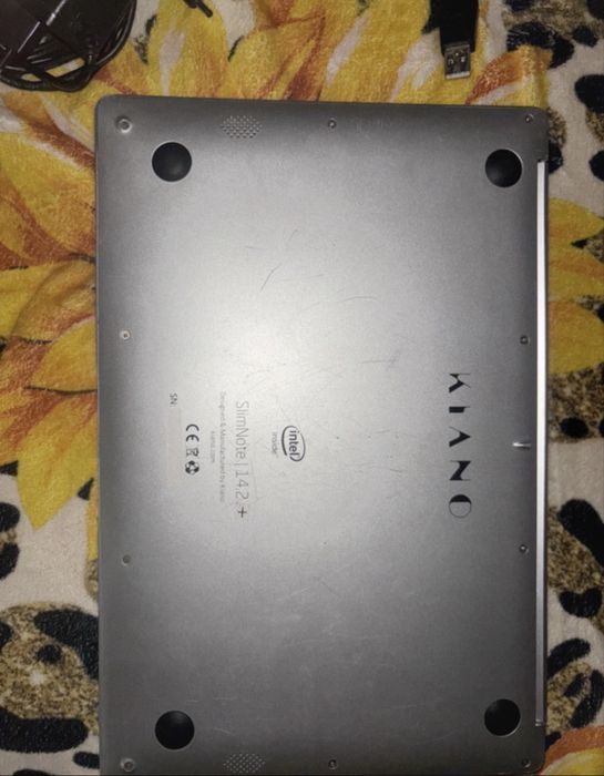 Laptop Kiano SlimNote 14.2