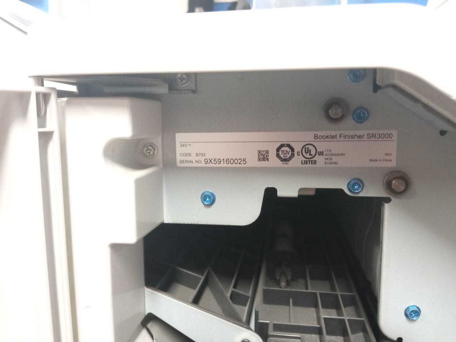 Ricoh C3300 Aficio, booklet finisher SR3100/415810 ksero, skaner, druk