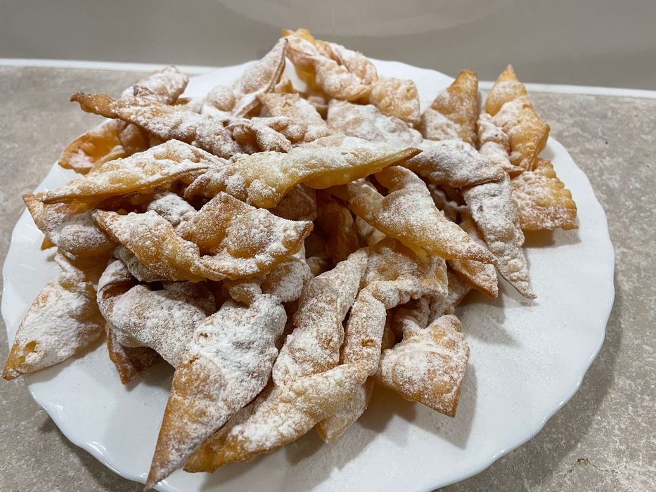 Faworki, chrust, ciastka