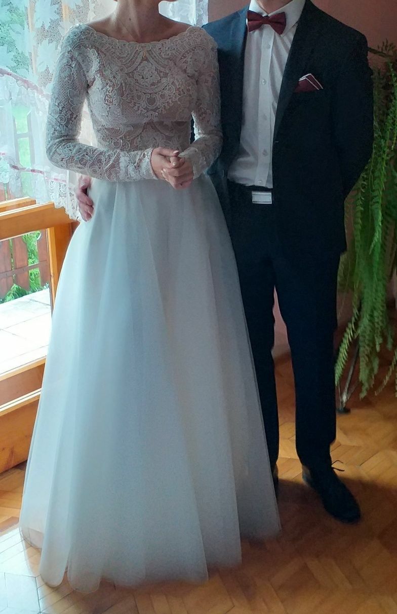 Lekka i zwiewna suknia ślubna szyta na miarę