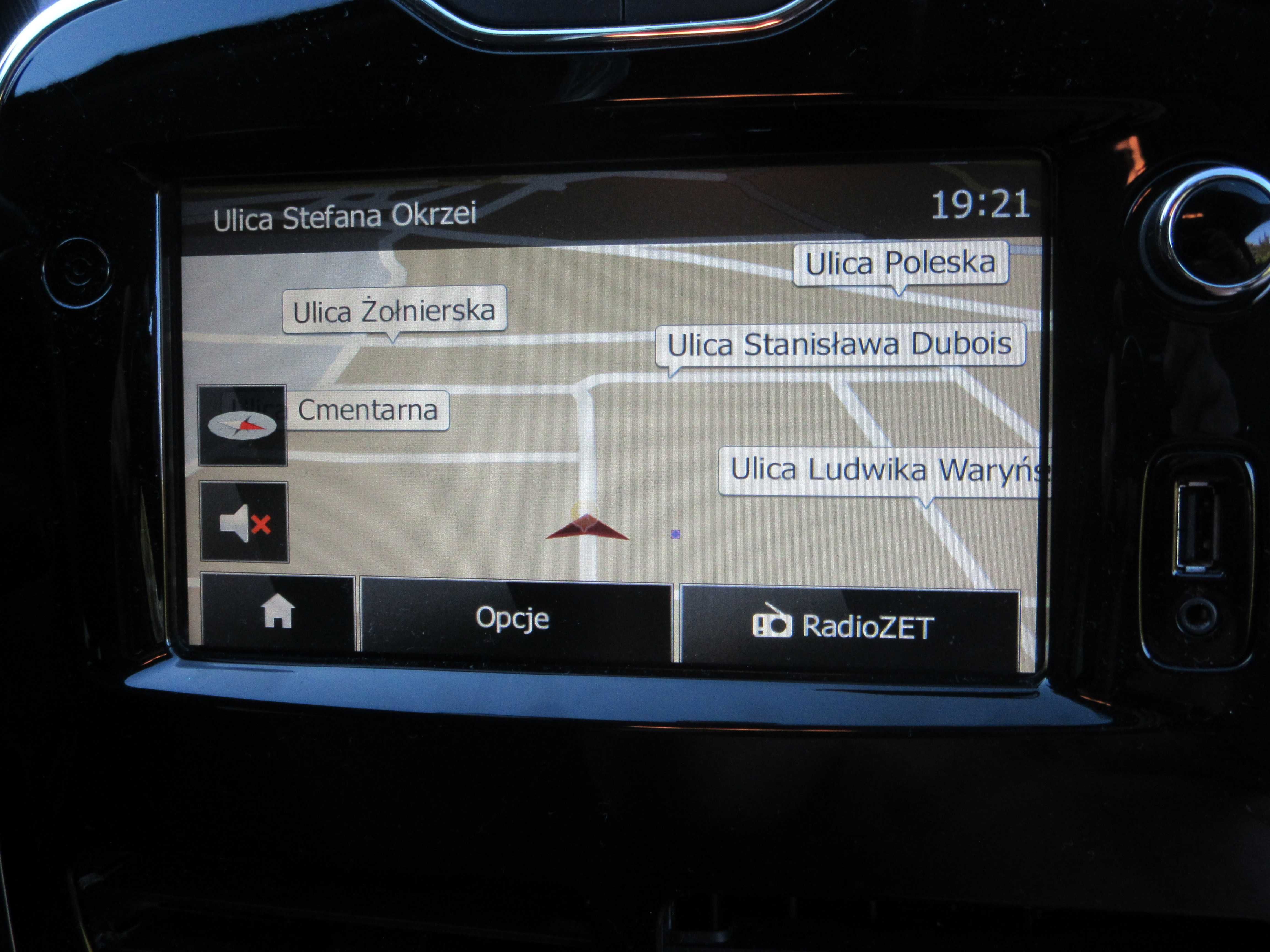 Renault Clio 4, 2014 z polskiego salonu