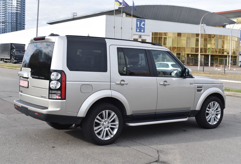 Land Rover Discovery 4 покоління 2015