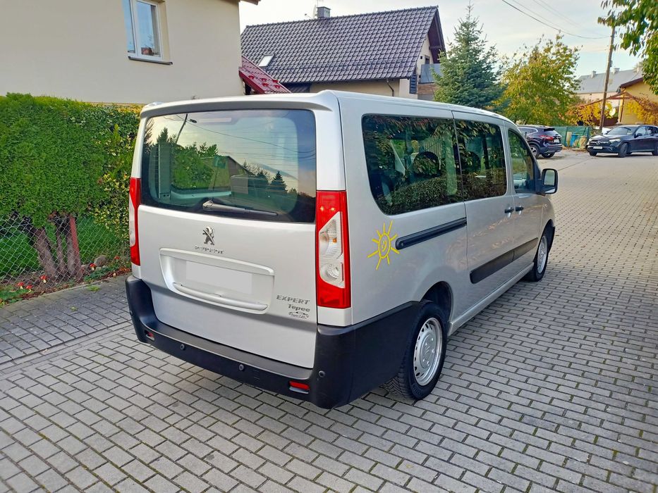 Ideał Peugeot Expert Lift 2014r 2.0 HDI 9 osobowy Long/Długi Oryginał