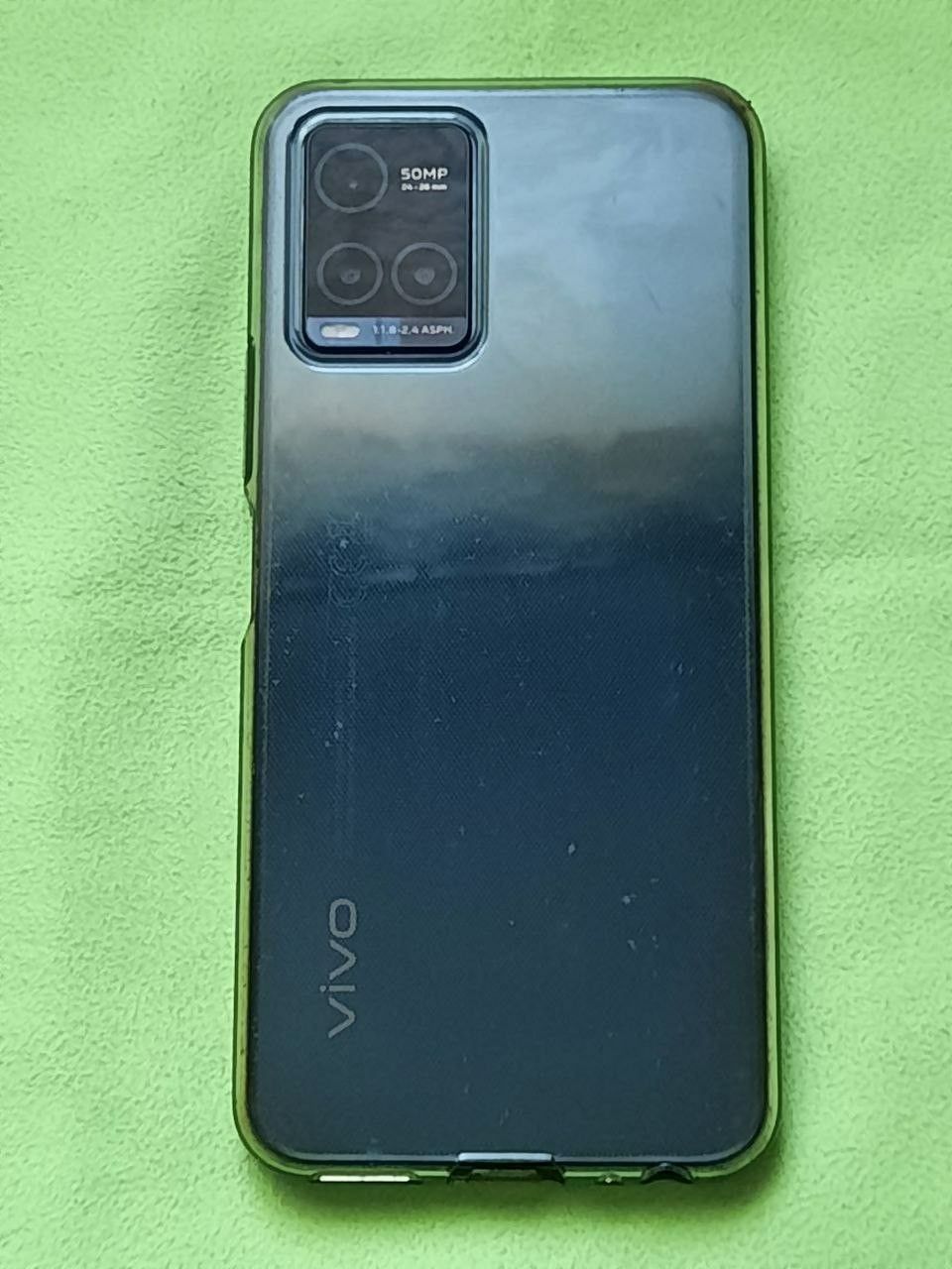Vivo V2109 новый смартфон