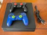 Sony PlayStation 4 Slim 500 Gb (нужен реболл) + 2 DualShocks