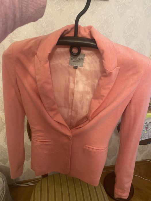 Продам Жіночий піджак стильний