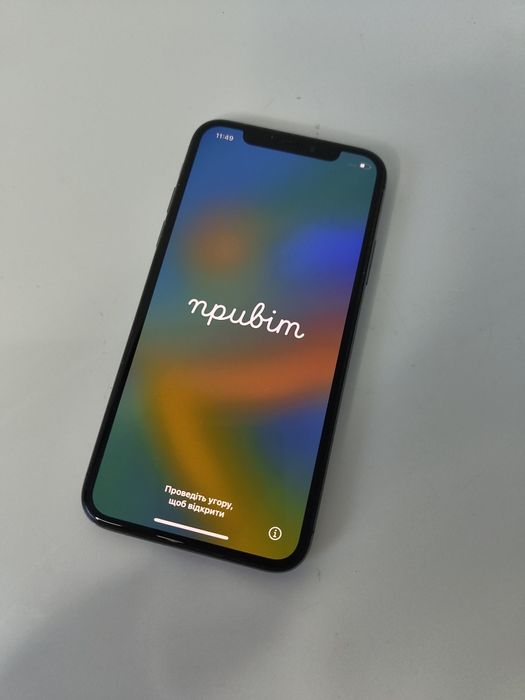 Телефон iPhone x XS apple заблокований