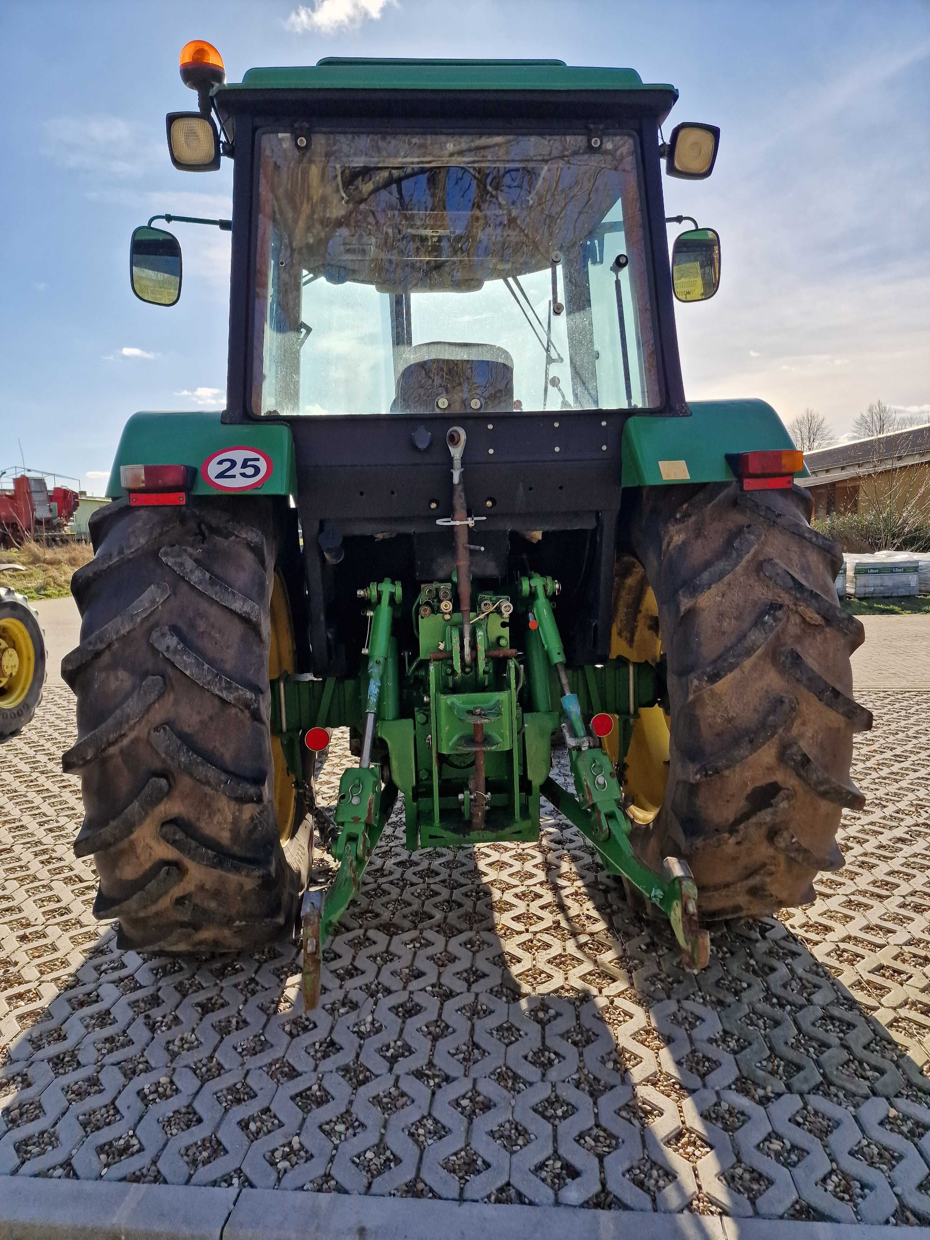 Ciągnik rolniczy John Deere 3640