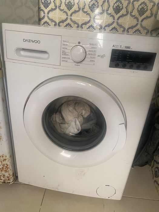 Maquina de lavar roupa