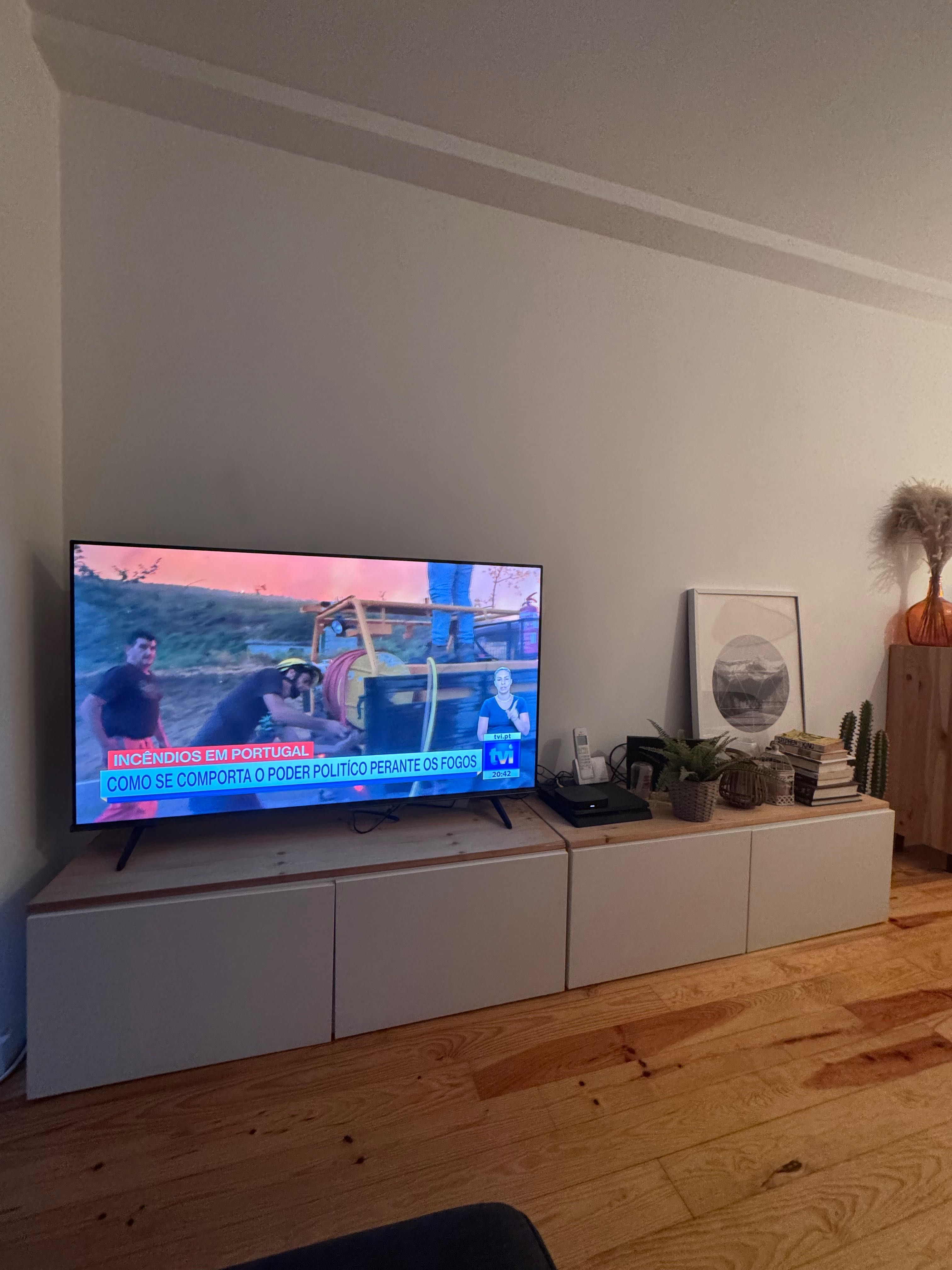 Móvel TV Ikea Gama Besta