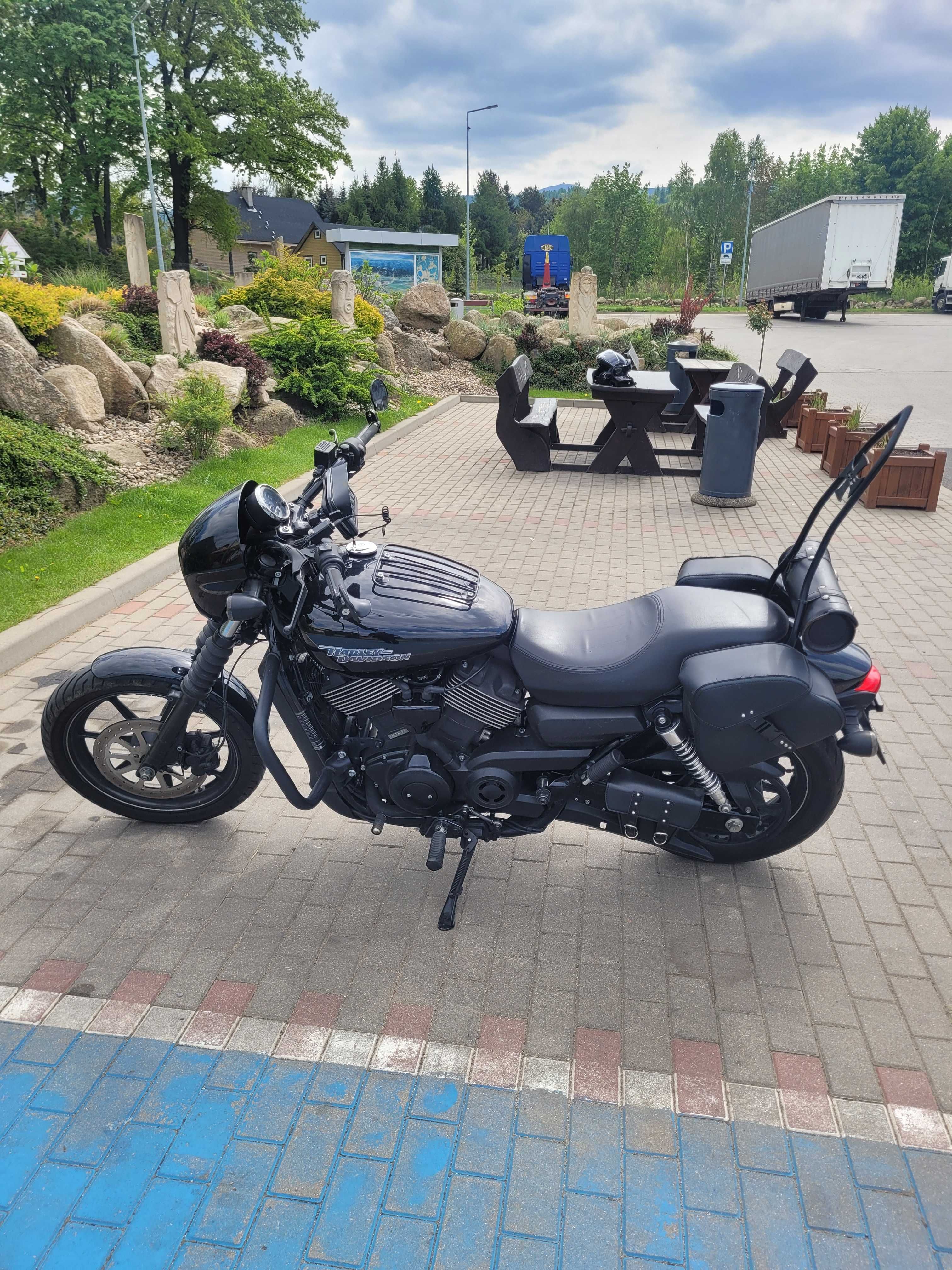 Harley davidson street 750