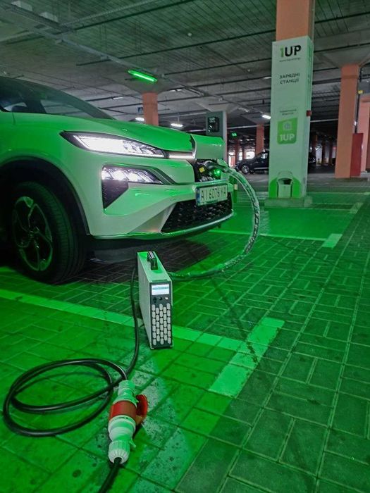 Зарядна станція GBT 20кВт від 380В три фази для Zeekr 001, Zeekr 7x