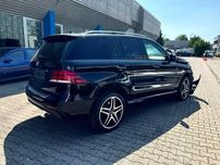 Разборка Мерседес Mercedes Benz GLE 43 бампер б/у автозапчастини