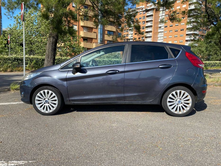 Ford Fiesta- 1.4 TDCI Titanium 2010