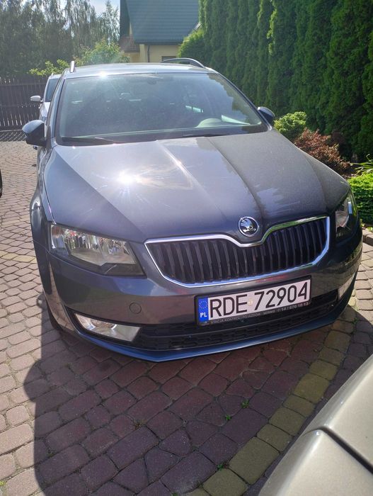 wypozyczalnia wynajem samochodów