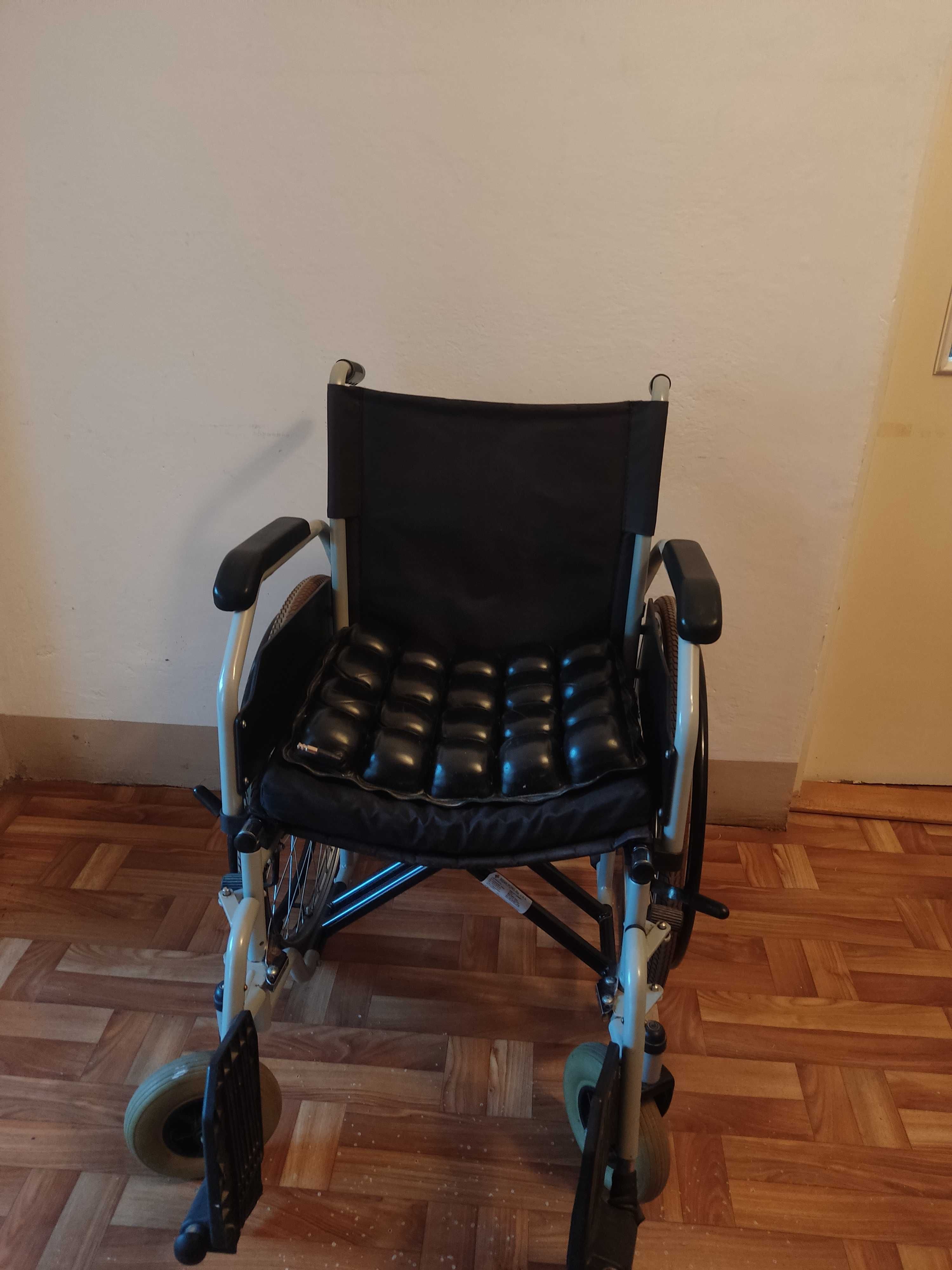 Wózek inwalidzki