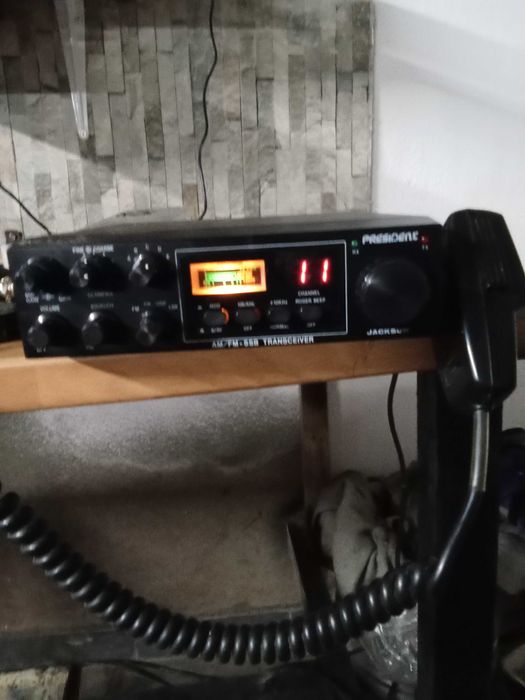 President jackon radio cb