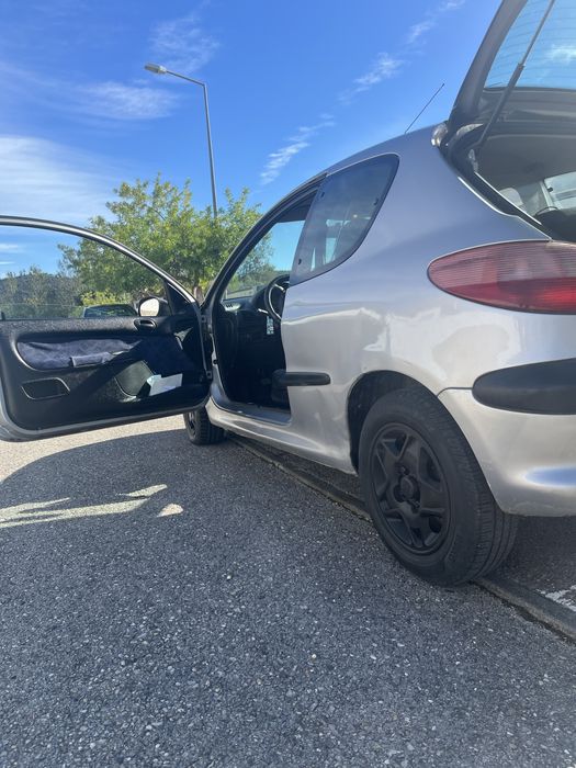 Peugeot 206, 1900 d