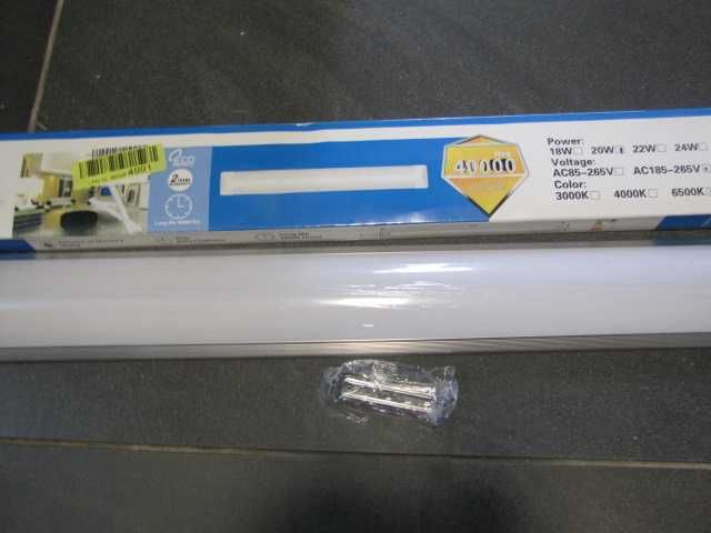 Lampa LED do wilgotnych pomieszczeń 60 cm 20 W