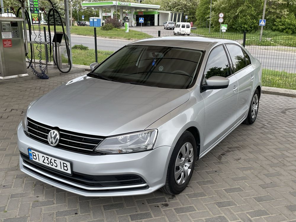 Volkswagen Jetta 2015р в відмінному стані