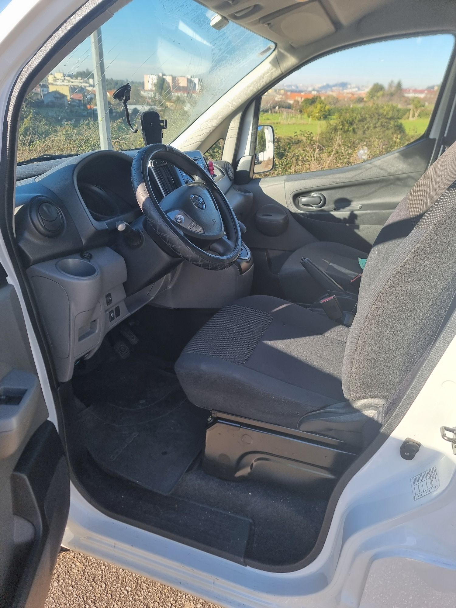 Carrinha  nissan nv200 eléctrica